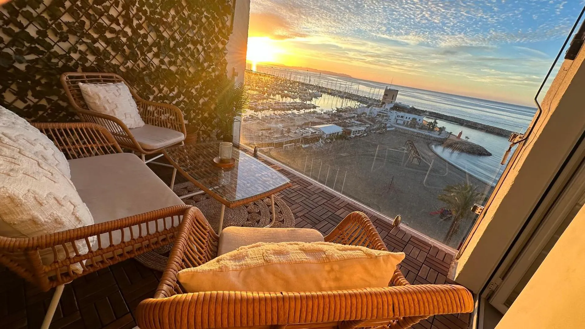 Apartamento Nuevo Apartamento Arenal Primera Linea De Playa Aguadulce   Aguadulce (Almeria)